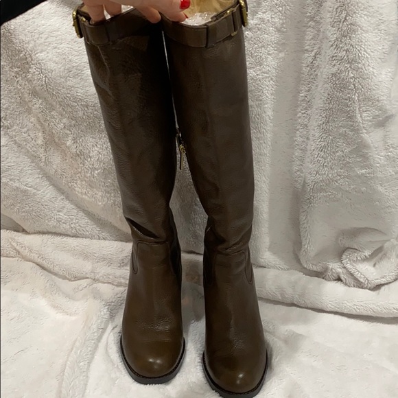 Coach Kaylie long boot stacked heel w box - Picture 13 of 15